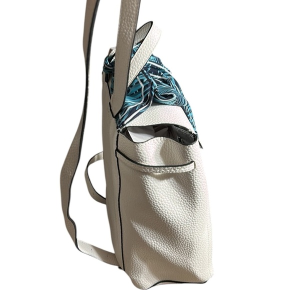 Steve Madden chunky white purse, backpack,like new!textured, academia,utility - Picture 7 of 16